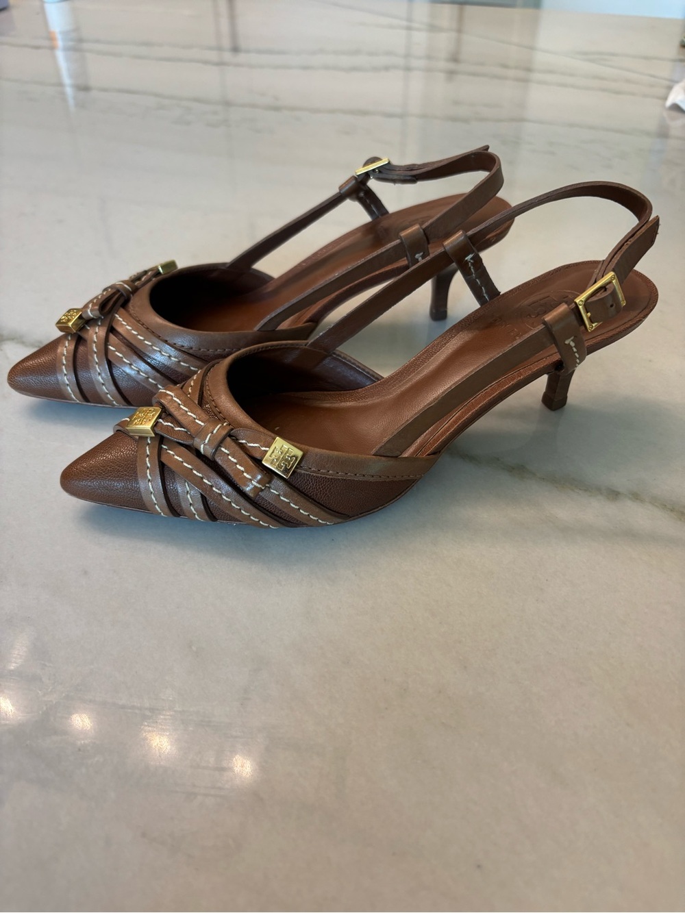 Tory Burch leather bow slingback crisscross strappy kitten heel pump sandals sz6